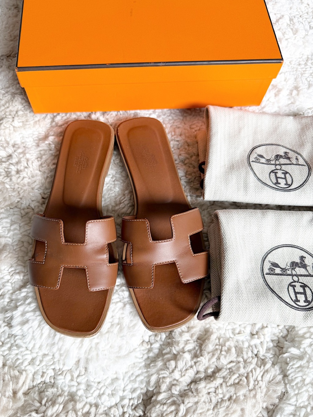 HERMES ORAN BROWN H CUTOUT SANDALS SLIDES LEATHER 38.5 + BOX